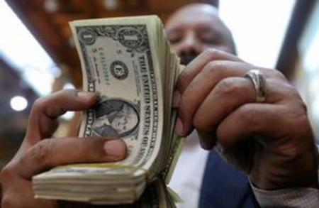 السلطات الأمنية تجدد حملاتها ضد تجار العملة بالخرطوم