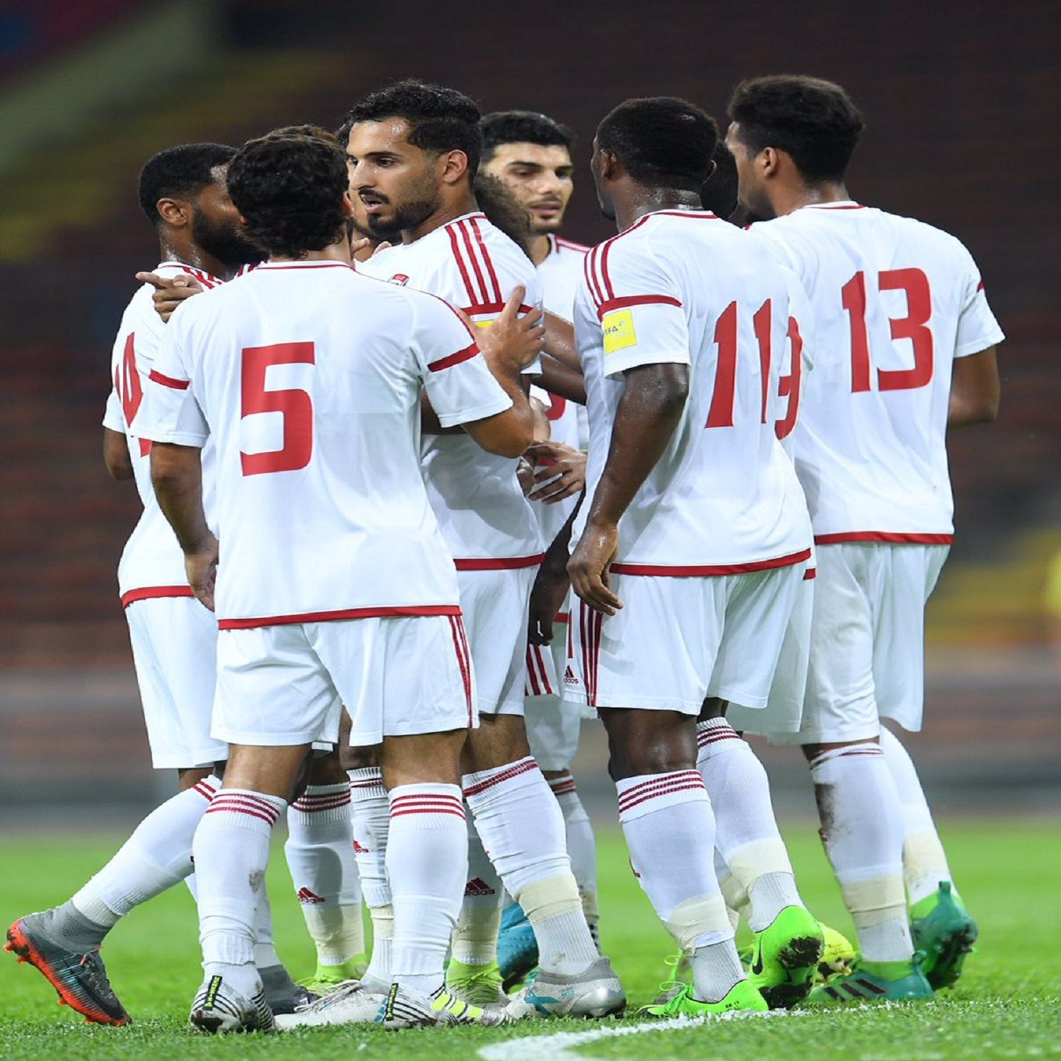 رابط الاسطورة hd7 .. مشاهدة مباراة الامارات واستراليا بث مباشر يلا شوت حصري في كاس أسيا 2019 كورة لايف