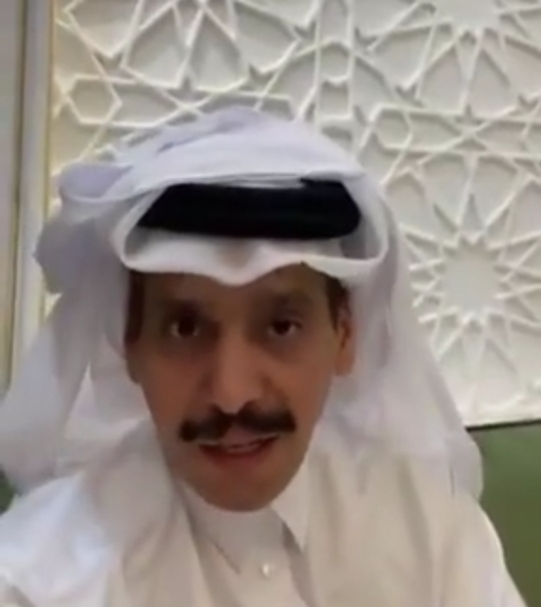 ابن الذيب سب حكام الخليج ولكن اتاه الرد قااسي !