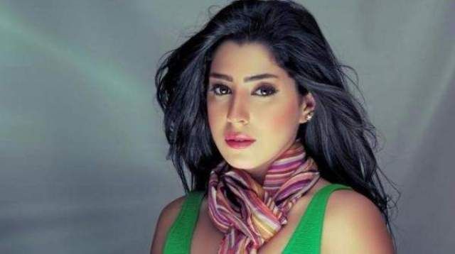 طليق آيتن عامر يحرر محضرًا ضد والدتها: «تعمدت سبّي أثناء رؤية أولادي