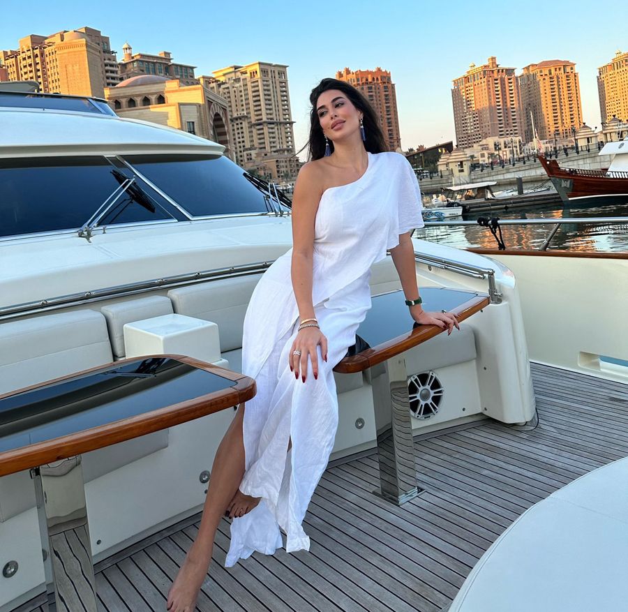 ليست ضمن أجمل 100 وجه بالعالم فقط.. كيف نجحت ياسمين صبري في سحر جمهورها بـ أبو نسب؟
