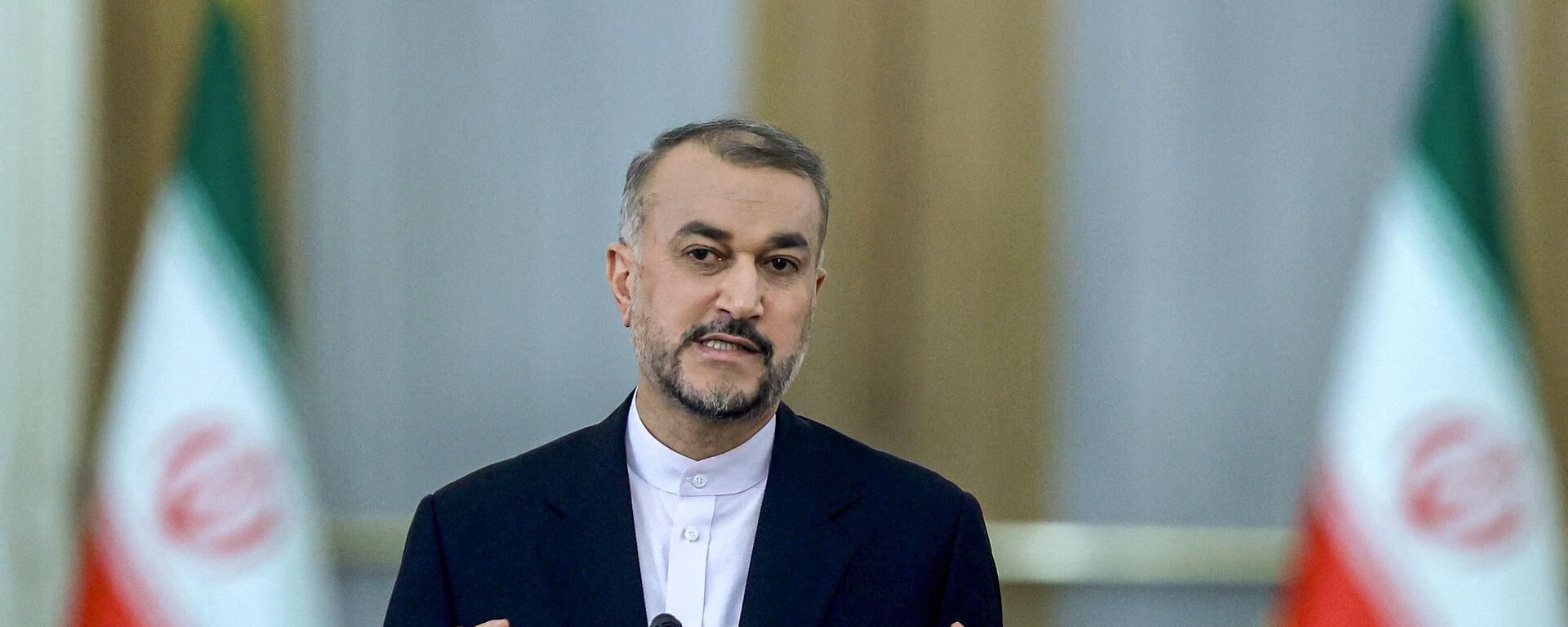 الحوثي يتوعد أمريكا وبريطانيا... نحن في زمن الرد ولا نعرف الاستسلام