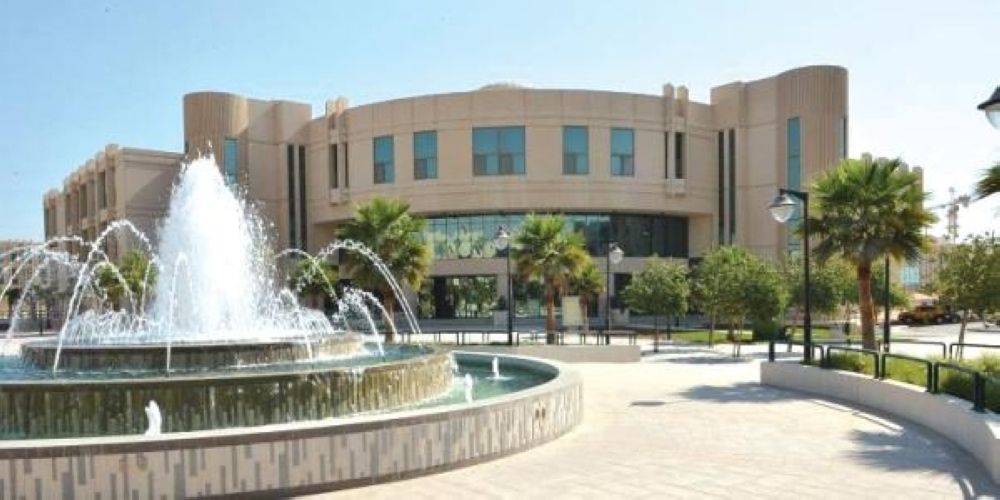 جامعة جدة توظف الذكاء الاصطناعي لرصد الوقوف الخاطئ للمركبات