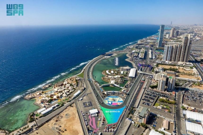 "حلبة كورنيش جدة" طاقة مستدامة وفعالة لمواجهة التحديات البيئية