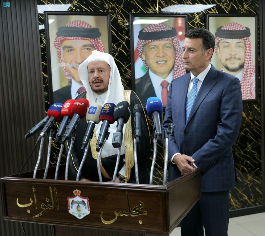 رئيس "الشورى" يعقد جلسة مباحثات مع رئيس مجلس النواب الأردني