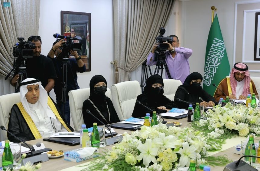رئيس "الشورى" يعقد جلسة مباحثات مع رئيس مجلس النواب الأردني