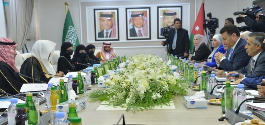 رئيس "الشورى" يعقد جلسة مباحثات مع رئيس مجلس النواب الأردني