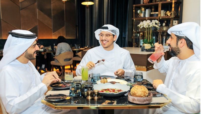 الامارات | أجمل ما في العالم يلتقي بدبي.. نجوم ومذاقات وفرح