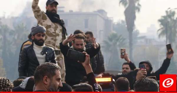"نيويورك تايمز" عن مسؤولين أميركيين: حكم هيئة تحرير الشام لسوريا بشكل شامل ومعتدل أفضل أمل لمنع الانزلاق للعنف
