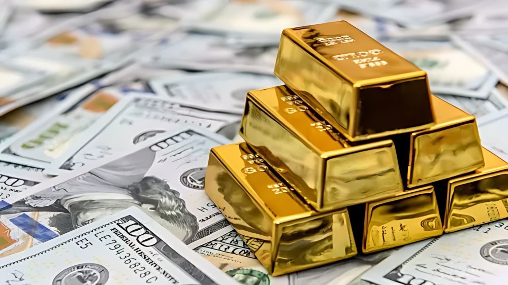 مع تراجع الدولار.. ارتفاع سعر الذهب بالمعاملات الفورية والعقود الآجلة