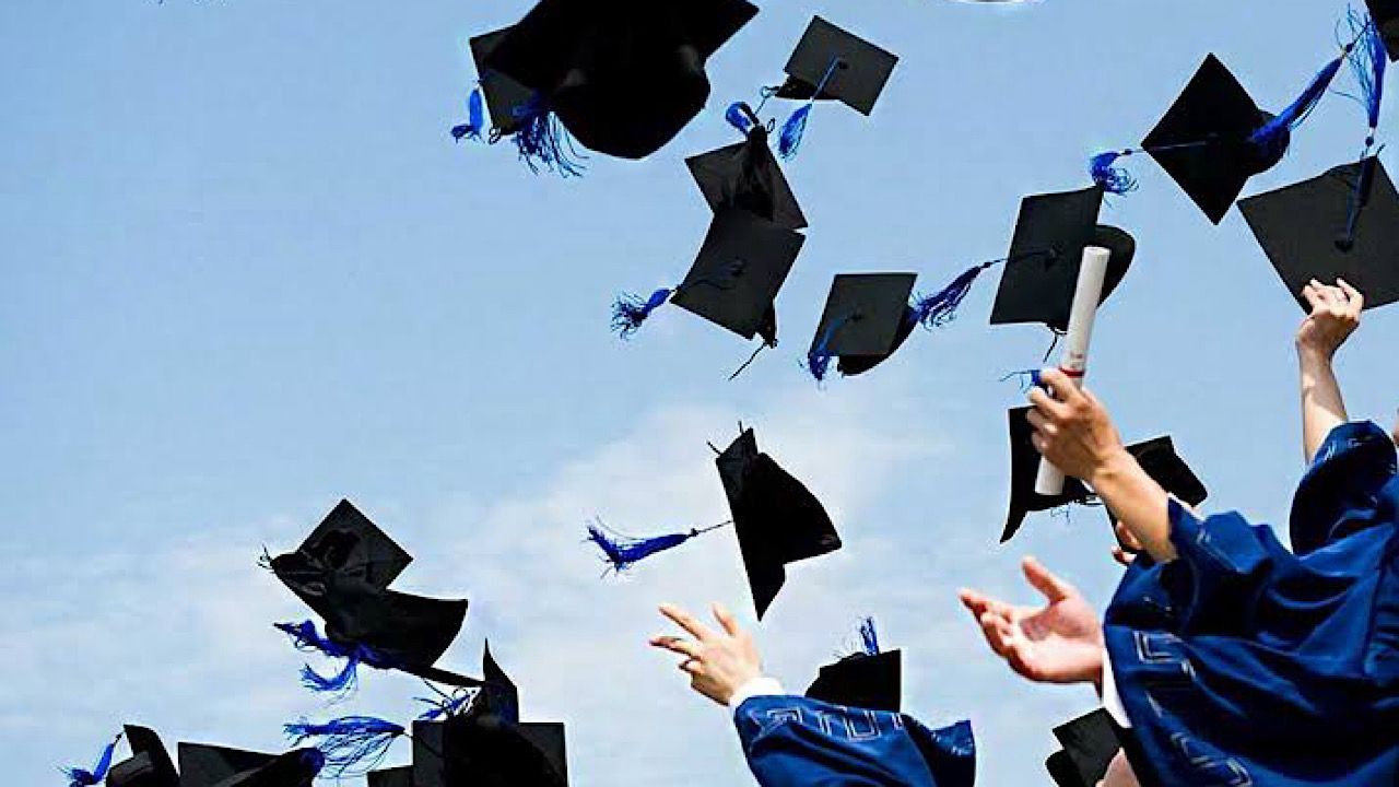 منع مطالبة أي مبالغ مالية من الطلاب لحفلات التخرج