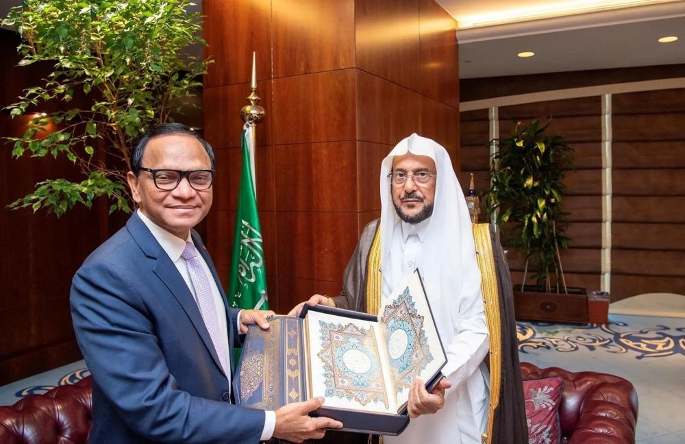 أخبار من السعودية.. سفير سريلانكا: نفخر بدور المملكة العظيم في تعزيز قيم التسامح والاعتدال