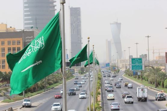 المغتربين يستعدون للرحيل.. السعودية تضيق الخناق على المقيمين في المملكة بأربعة قرارات والرحيل اصبح هو الحل