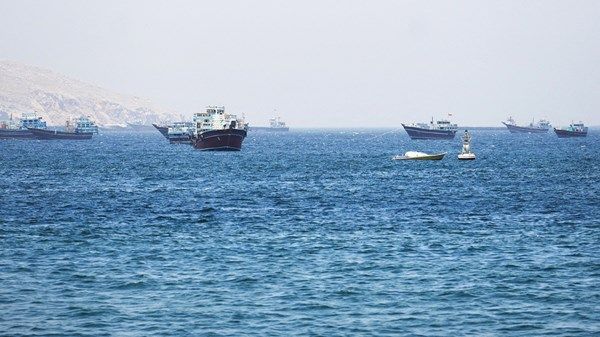مسؤول سابق بـ«البنتاجون» لـ«الاتحاد»: ممارسات إيران في «هرمز» انتهاكات صارخة للقوانين الدولية