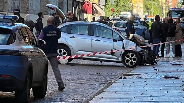 إصابات جراء عملية دهس بسيارة في إيطاليا