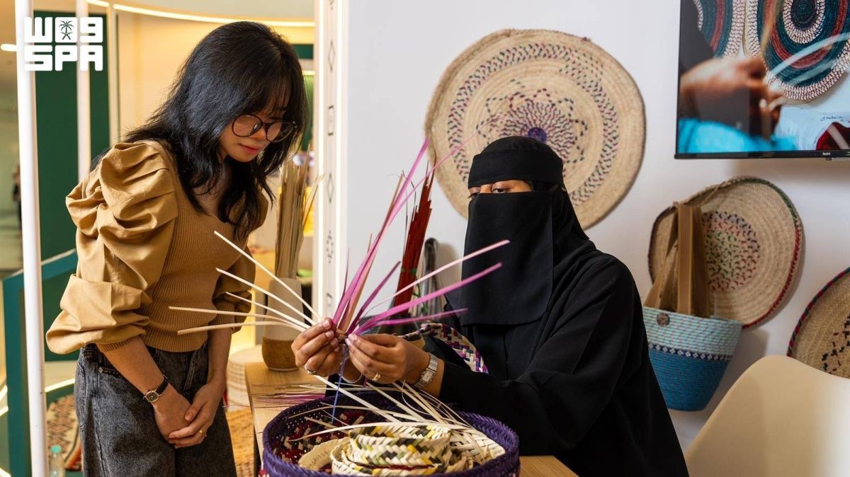 ركن الحرف اليدوية السعودية يقدم تجربة ثقافية ثرية لزوار معرض كوالالمبور الدولي للكتاب