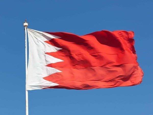 قوة دفاع البحرين: اعتراض 3 صواريخ وعدد من المسيّرات الإيرانية