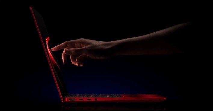 تكنولوجيا: شركة HP وسكوديريا فيراري تكشفان عن لابتوب حصري فاخر بتصميم مستوحى من السيارات الخارقة