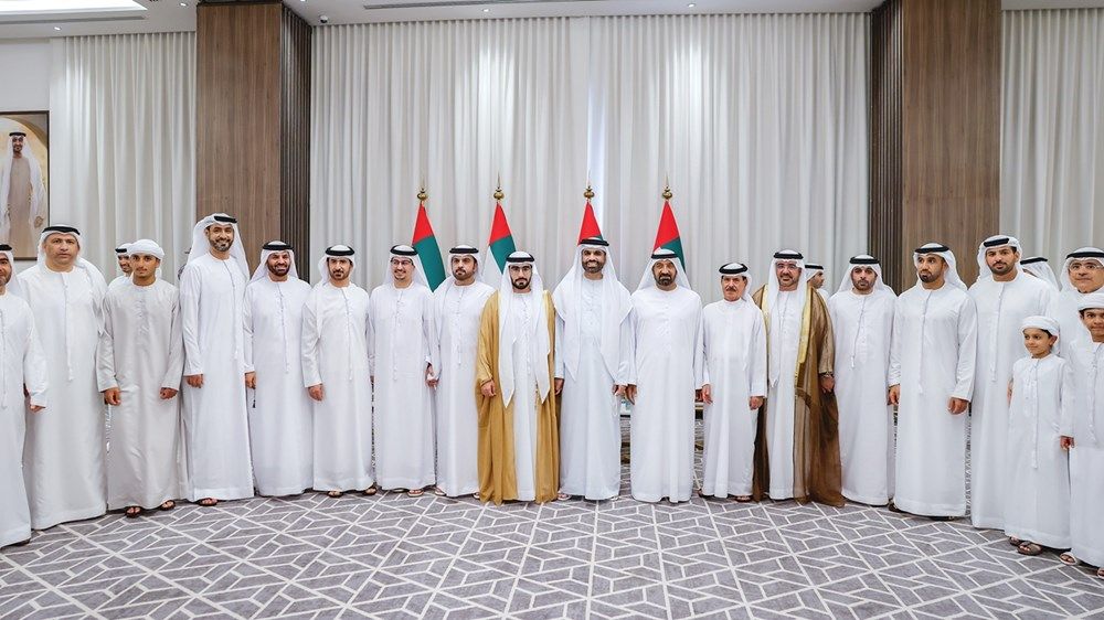 أحمد بن محمد وأحمد بن سعيد ومنصور بن محمد والشيوخ يحضرون أفراح السويدي والجناحي