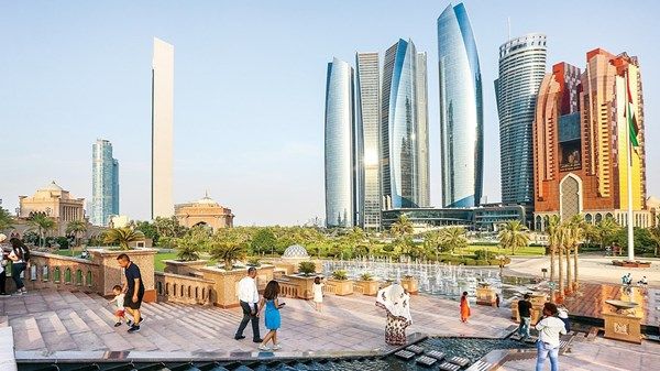 طقس صحو ورياح خفيفة إلى معتدلة السرعة غداً