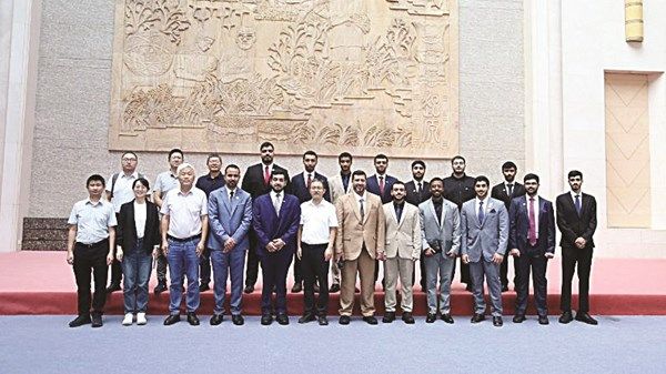جامعة الإمارات تبحث تعزيز التعاون مع مؤسسات أكاديمية صينية