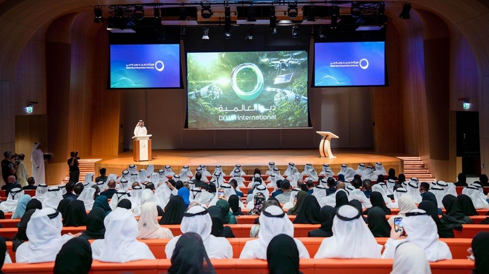 أحمد بن سعيد يطلق «ديوا العالمية» لتطوير مشاريع الطاقة والمياه