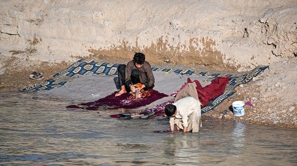 «أوتشا»: 16 مليون أفغاني يحتاجون لمياه نظيفة