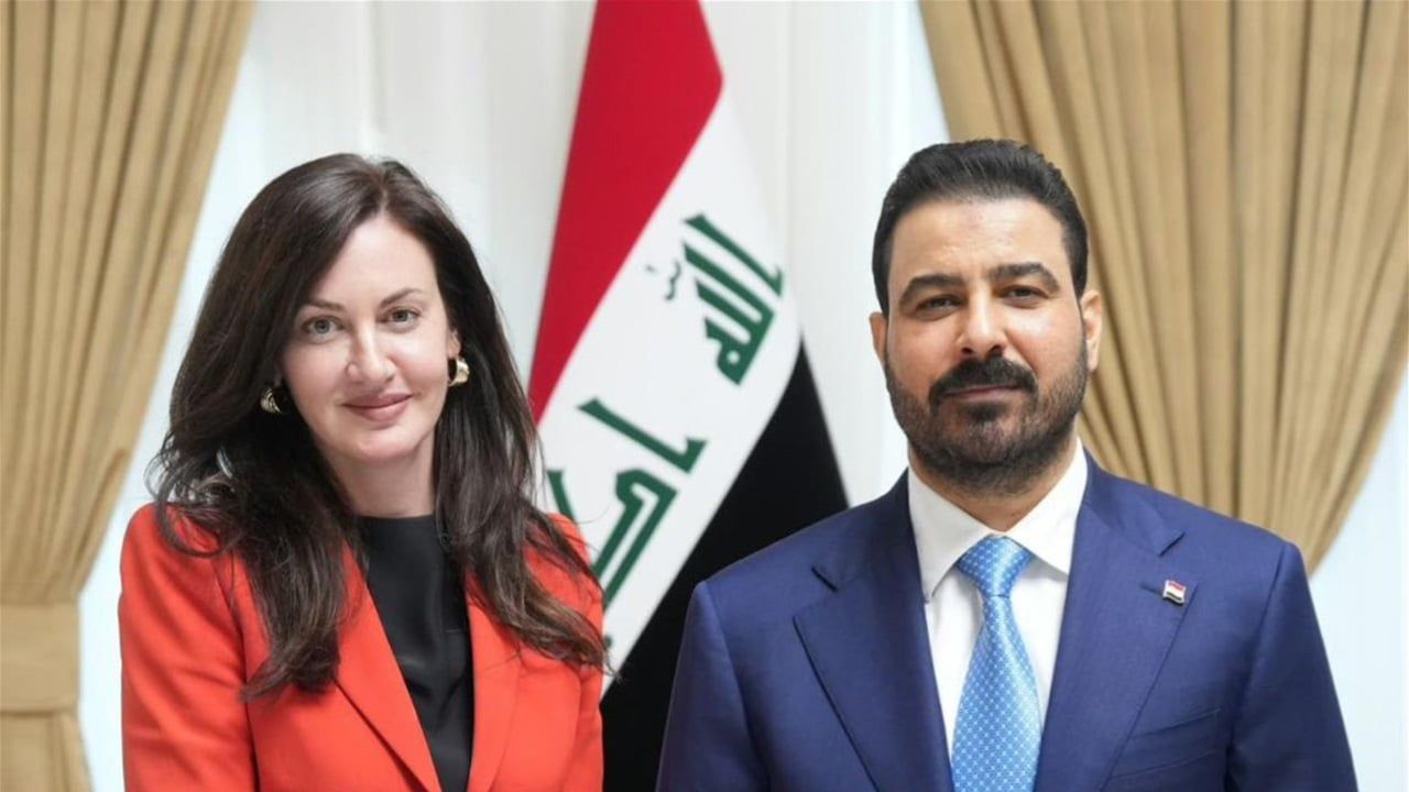 الزيدي لصحفية أمريكية: ستُمنح الشركات الأمريكية الأولوية في الاستثمار