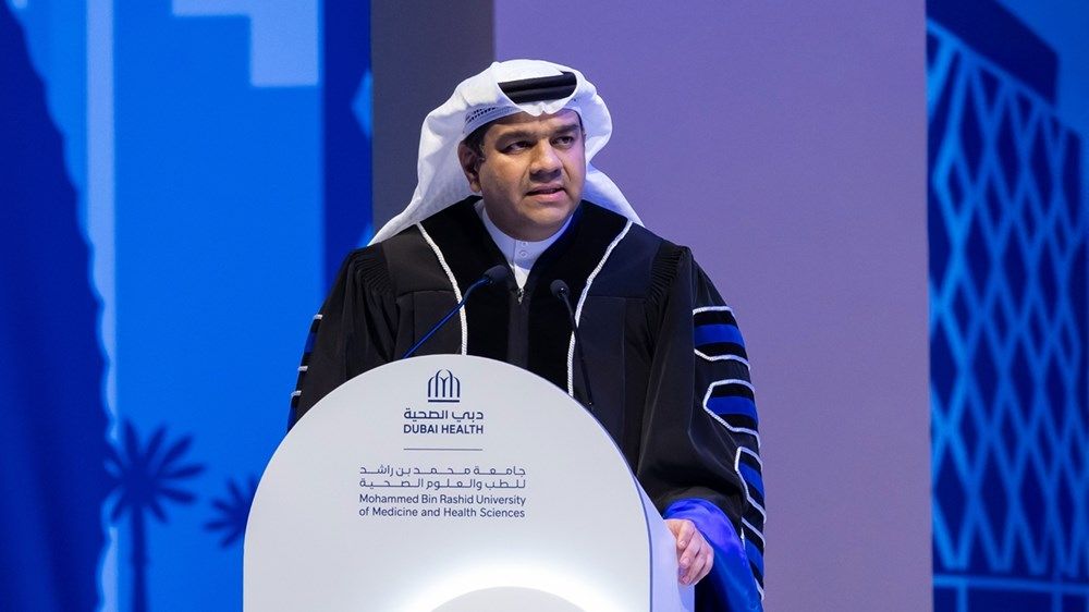 أحمد بن سعيد يشهد حفل تخريج دفعة 2026 من طلبة جامعة محمد بن راشد للطب والعلوم الصحية