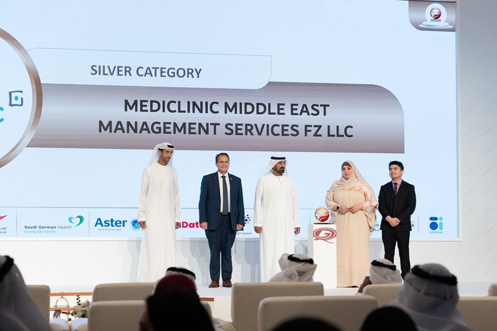 ميديكلينيك الشرق الأوسط تحصد خمس جوائز تقديراً للتميّز في الرعاية الصحية و الذكاء الاصطناعي والاستدامة