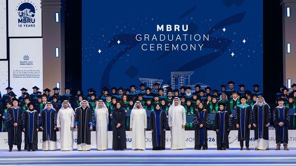 أحمد بن سعيد يشهد حفل تخريج دفعة 2026 من طلبة جامعة محمد بن راشد للطب والعلوم الصحية