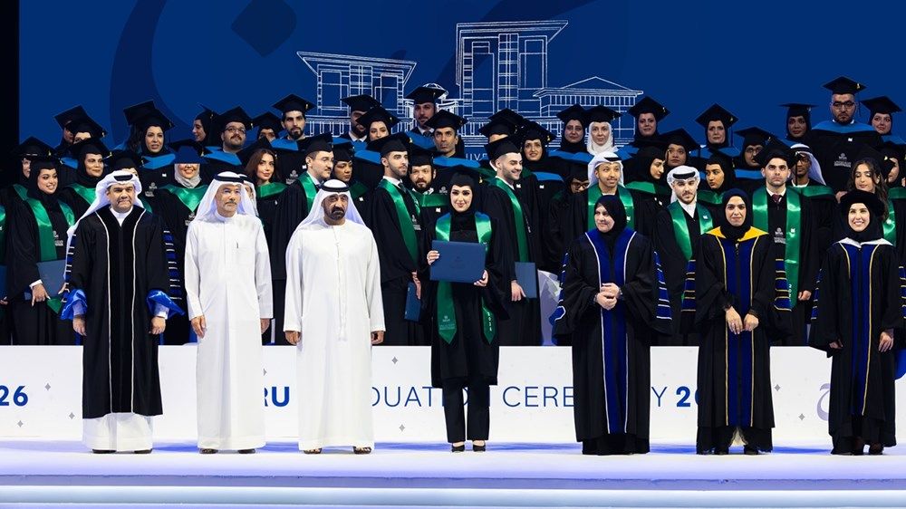 أحمد بن سعيد يشهد حفل تخريج دفعة 2026 من طلبة جامعة محمد بن راشد للطب والعلوم الصحية