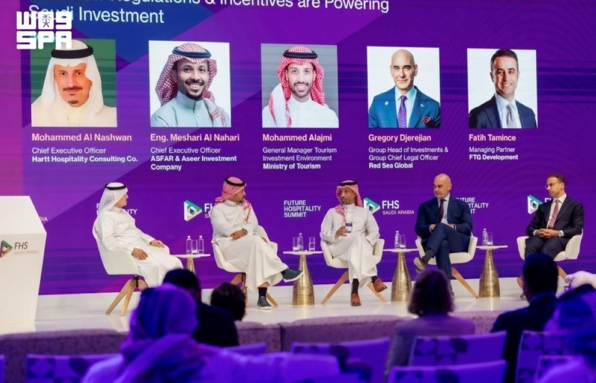 «السياحة» تستعرض الفرص الاستثمارية في القطاع السياحي