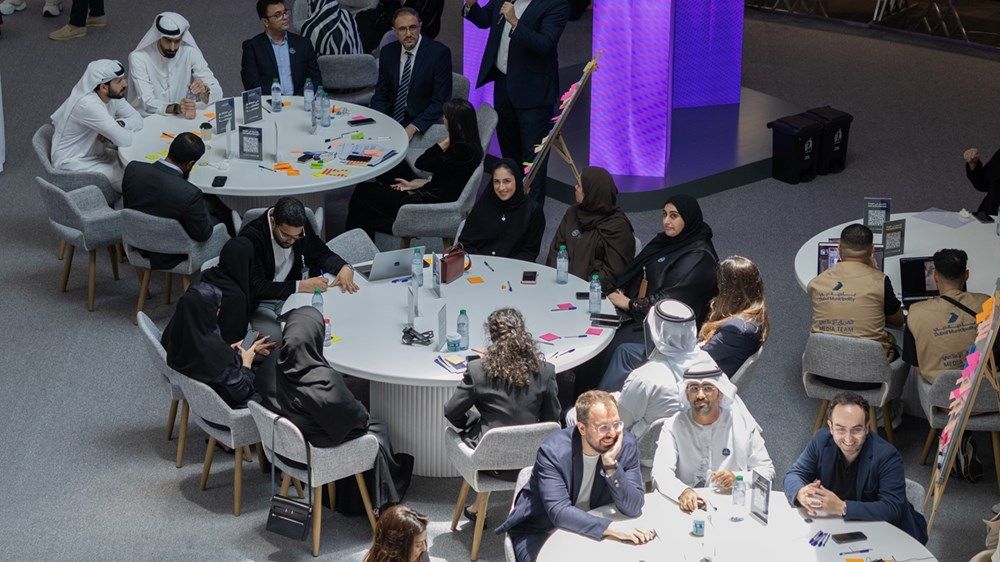حمدان بن محمد يشهد إطلاق منصة التوأم الرقمي المتكاملة لإمارة دبي