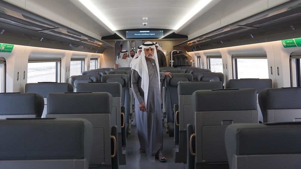 نهيان بن مبارك: قطار الركاب استثمار استراتيجي في مستقبل الإمارات