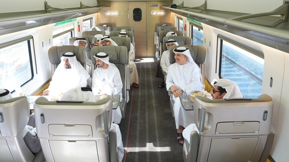 نهيان بن مبارك: قطار الركاب استثمار استراتيجي في مستقبل الإمارات