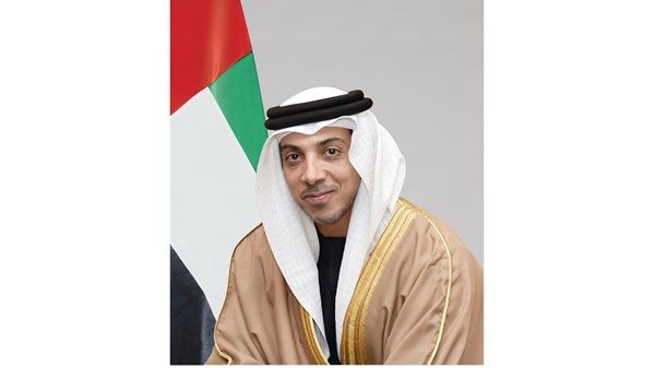 منصور بن زايد يهنئ الرئيس المصري على التأهل لدور الـ 16 من كأس العالم
