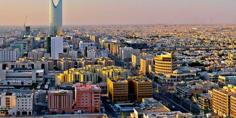 السعودية : فرض رسمًا 2% على تصرفات الأجانب العقارية ببعض المدن