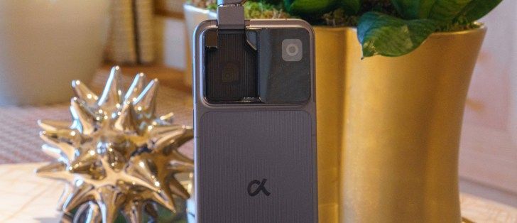 تكنولوجيا: تسريب يكشف أبرز مواصفات هاتف Honor Robot قبل إطلاقه