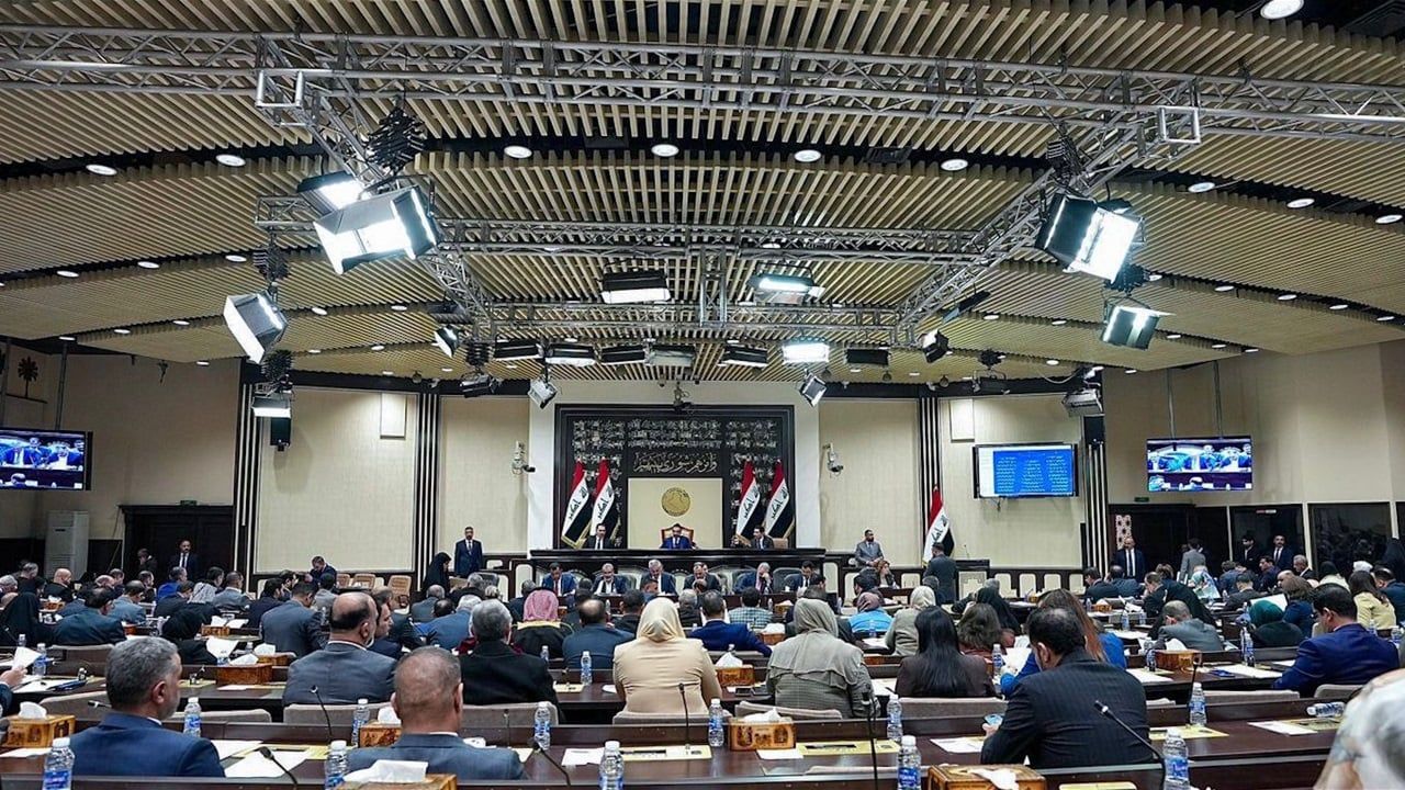 البرلمان يصوت على إلغاء تعيين رئيس مجلس الخدمة ونائبيه.. ويناقش ملف "الصياد الشهيد"
