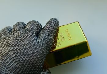 انخفاض المعدن الأصفر 1.4%.. تراجع أسعار الذهب والمعادن النفيسة