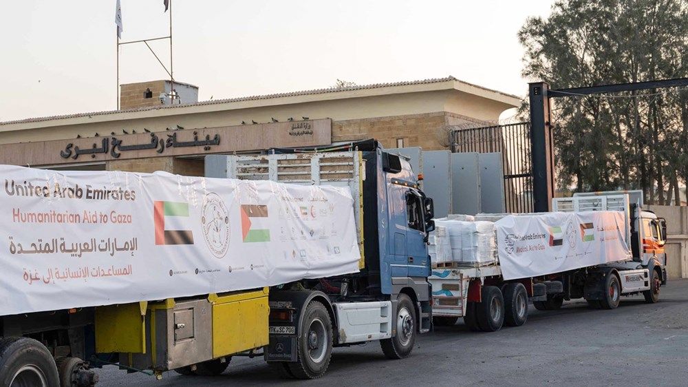 ضمن «الفارس الشهم 3».. دخول 5 قوافل مساعدات إماراتية إلى قطاع غزة تحمل 683 طناً من المساعدات