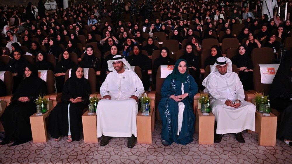 الشيخة فاطمة: يوم المرأة الإماراتية مناسبة تجسّد مكانة المرأة في دولتنا المباركة وتُثمّن دورها في مسيرة البناء والتنمية