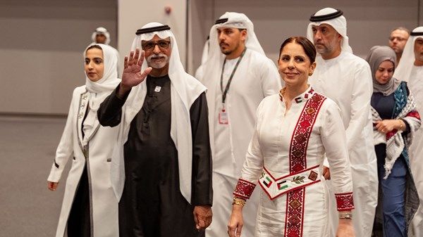 نهيان بن مبارك يشارك أبناء الجالية الفلسطينية الاحتفاء بثقافتهم وتراثهم وقصص نجاحهم في الإمارات