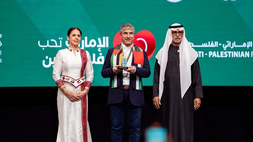 نهيان بن مبارك يشارك أبناء الجالية الفلسطينية الاحتفاء بثقافتهم وتراثهم وقصص نجاحهم في الإمارات