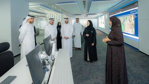 تقنيات مدعومة بالذكاء الاصطناعي وأتمتة لاسلكية لتعزيز موثوقية شبكة توزيع الكهرباء في دبي