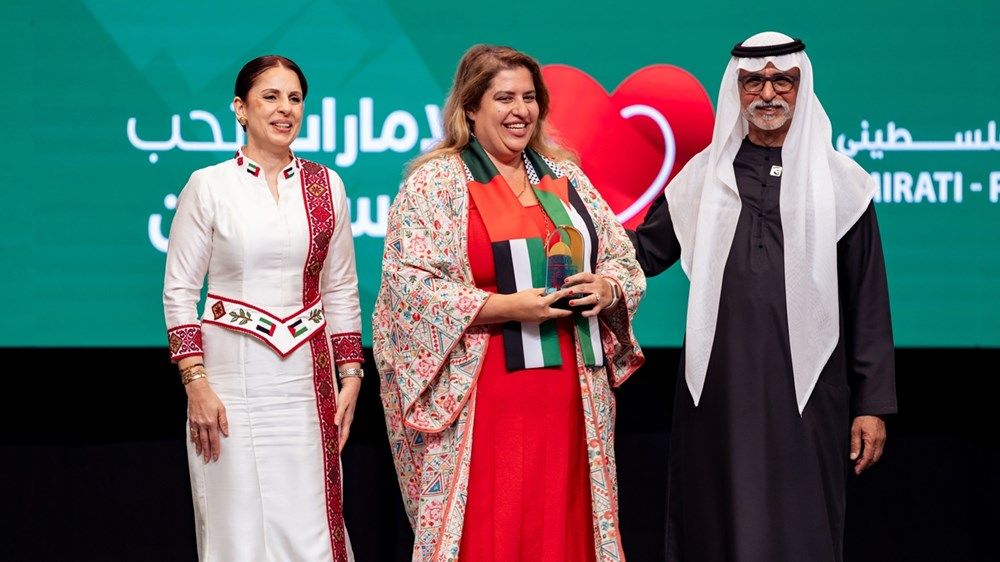 نهيان بن مبارك يشارك أبناء الجالية الفلسطينية الاحتفاء بثقافتهم وتراثهم وقصص نجاحهم في الإمارات