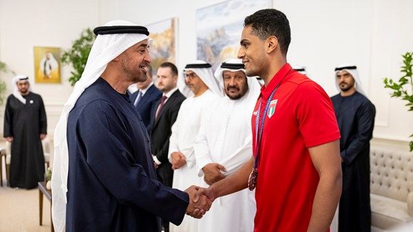 رئيس الدولة يستقبل منتخب الإمارات لكرة اليد للشباب بمناسبة تأهله إلى كأس العالم 2027