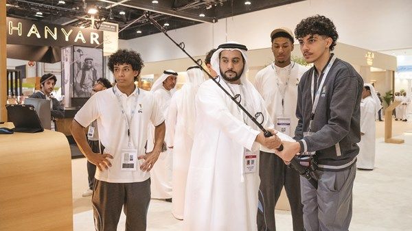 زيارات مدرسية تعزّز البعد التعليمي لـ«الصيد والفروسية»