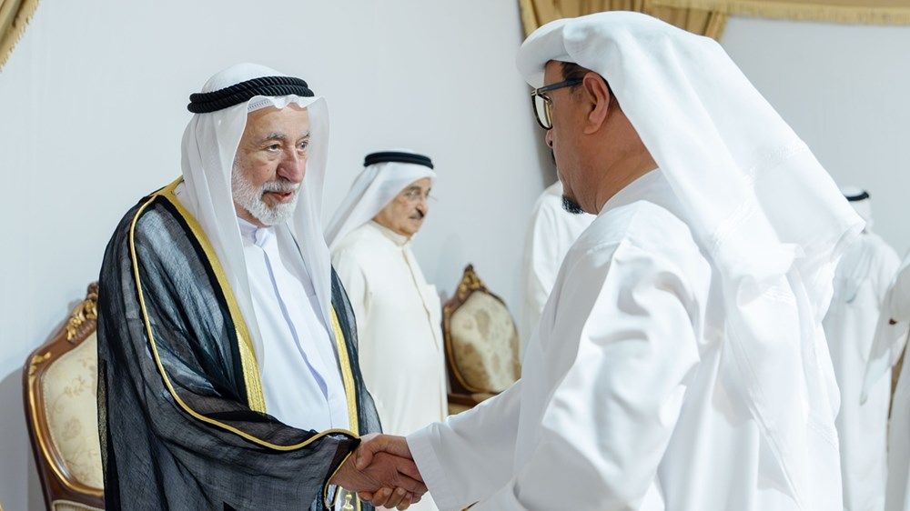 حاكما الشارقة وأم القيوين يقدمان واجب العزاء في وفاة الشيخ محمد بن سالم بن سلطان القاسمي